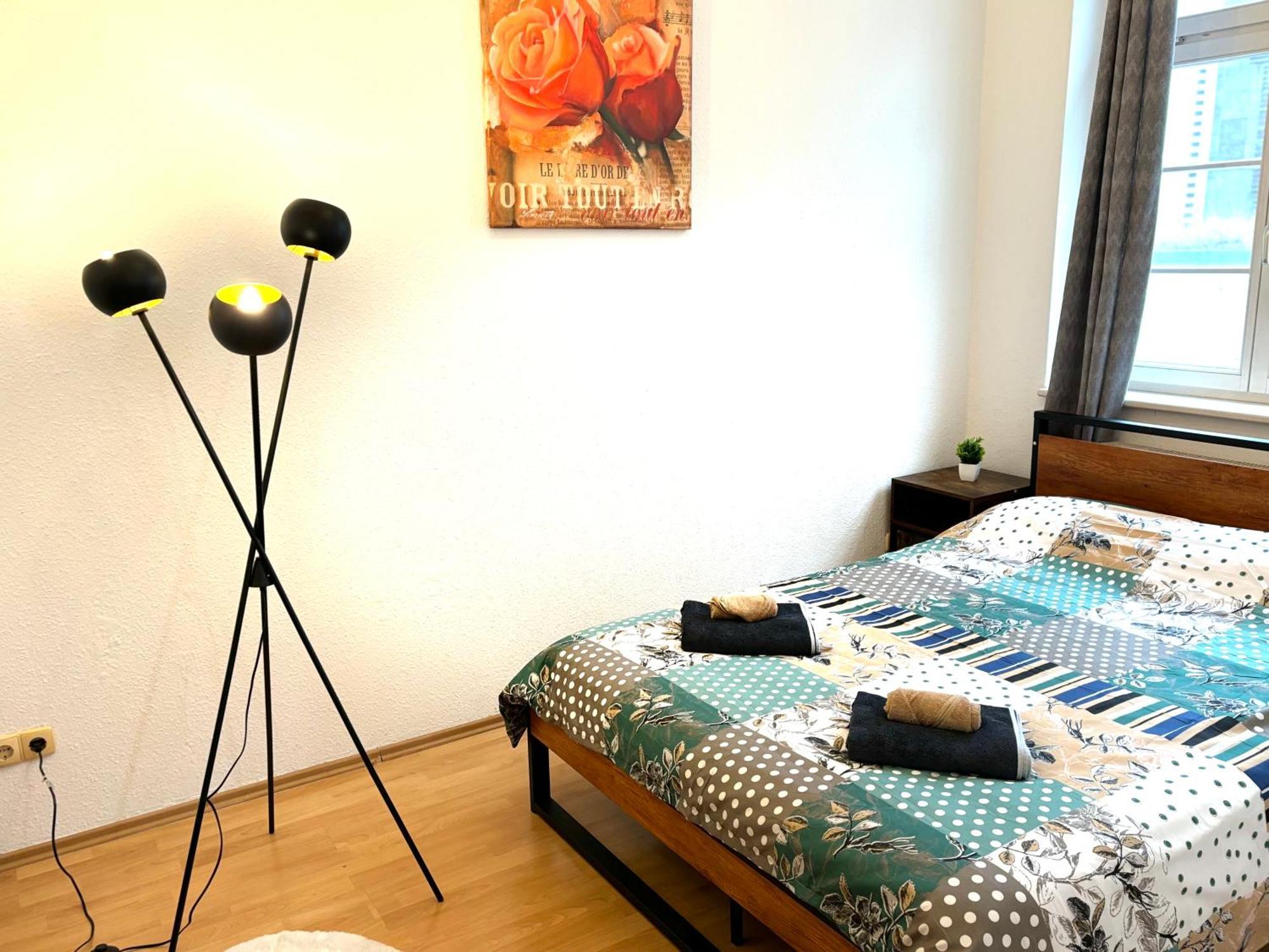 Piano Apartment Halle Center - Netflix - Free Wifi 2 Zewnętrze zdjęcie